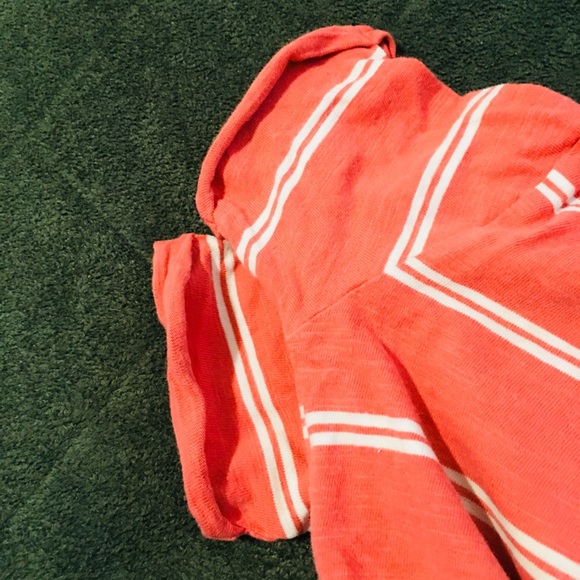 BabyGap Tee - Picture 3 of 5